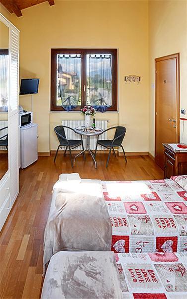 Bed & Breakfast Milu Кунео Экстерьер фото