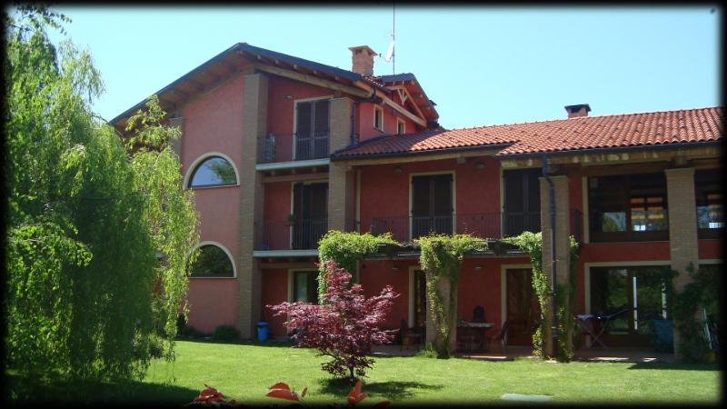 Bed & Breakfast Milu Кунео Экстерьер фото
