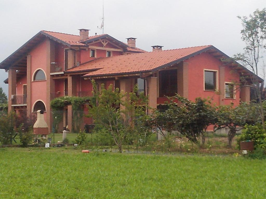 Bed & Breakfast Milu Кунео Экстерьер фото
